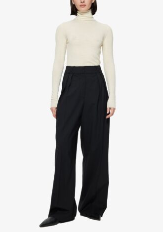 Wide Leg Tailer Trouser