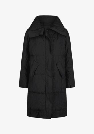 Osaka Puffa Coat